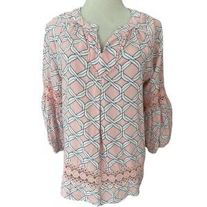 Crown & Ivy Blouse Peasant Peach Pink White Geometric Crotchet Lace Women’s PM